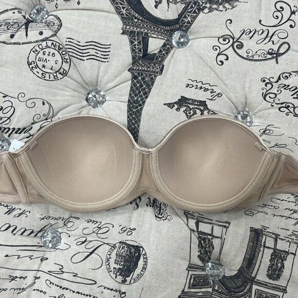 Natori Reflex Strapless Bra with Bump and Removable Straps - Picture 8 of 12